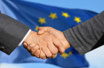 Das deutsch-französische Tandem und die europäische Außen- und Sicherheitspolitik